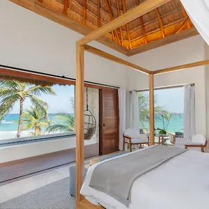 coral-tulum.allrivieramayahotels.com/