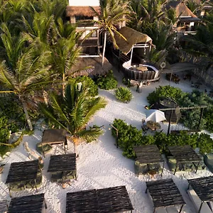 my-way-luxury-resort.allrivieramayahotels.com/